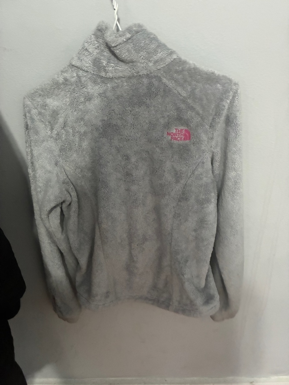 The North Face Women's Light Gray Fleece Pullover with Pink Logo